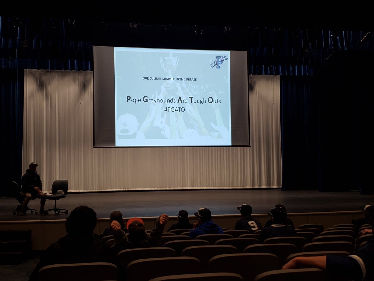 CoachTurco8's tweet photo. One of our FAVORITE days of the year! Our annual unveiling of our hitting plan!
#PGATO
#GOBBAM
#GTMAD
#Paradisecityusa https://t.co/teisjDuDqo