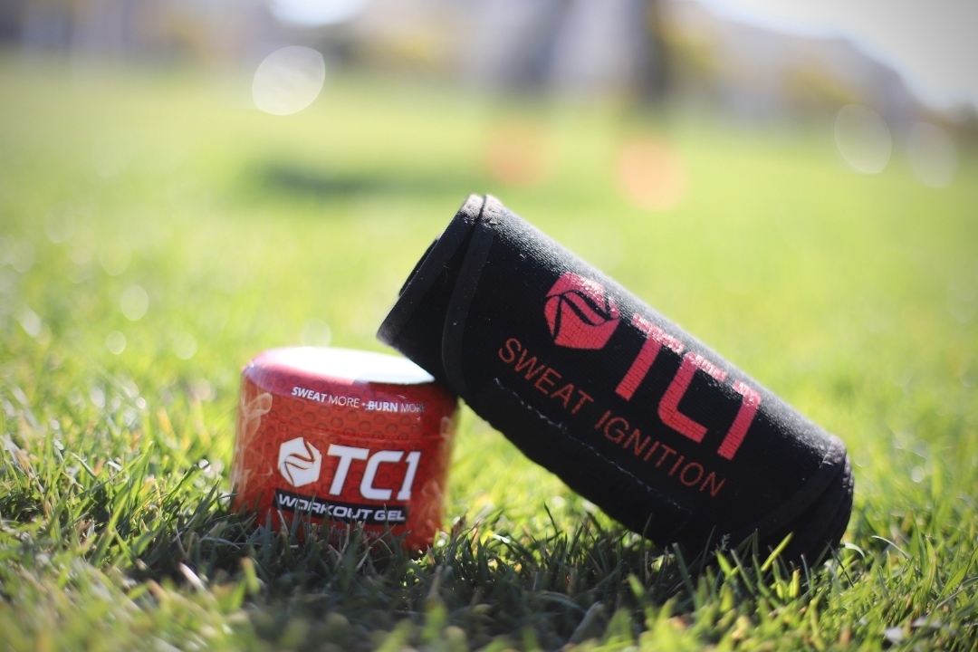 It may be chilly outside, but don’t let that stop you!! Stay warm with TC1 Gel so you can #sweatforit! Click the link in our bio today.

l8r.it/F9ca

#tc1gel #sweatmoreburnmore #workout #motivation #fitfam #photooftheday #strong #inspiration #winter #musthave