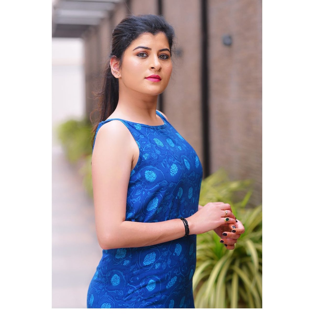 UltraMarathi's tweet photo. गायिका सावनी रविंद्रचे सुरेख फोटोज 🥰
@savaniravindra
..
#savanieeravindrra #adorable #savanieeoriginals #savanieesings #song #singer #savanieestyle #saree #beautifulsavaniee #beautiful #singing #dreamerspr #UltraMarathi https://t.co/4t06xScOZf