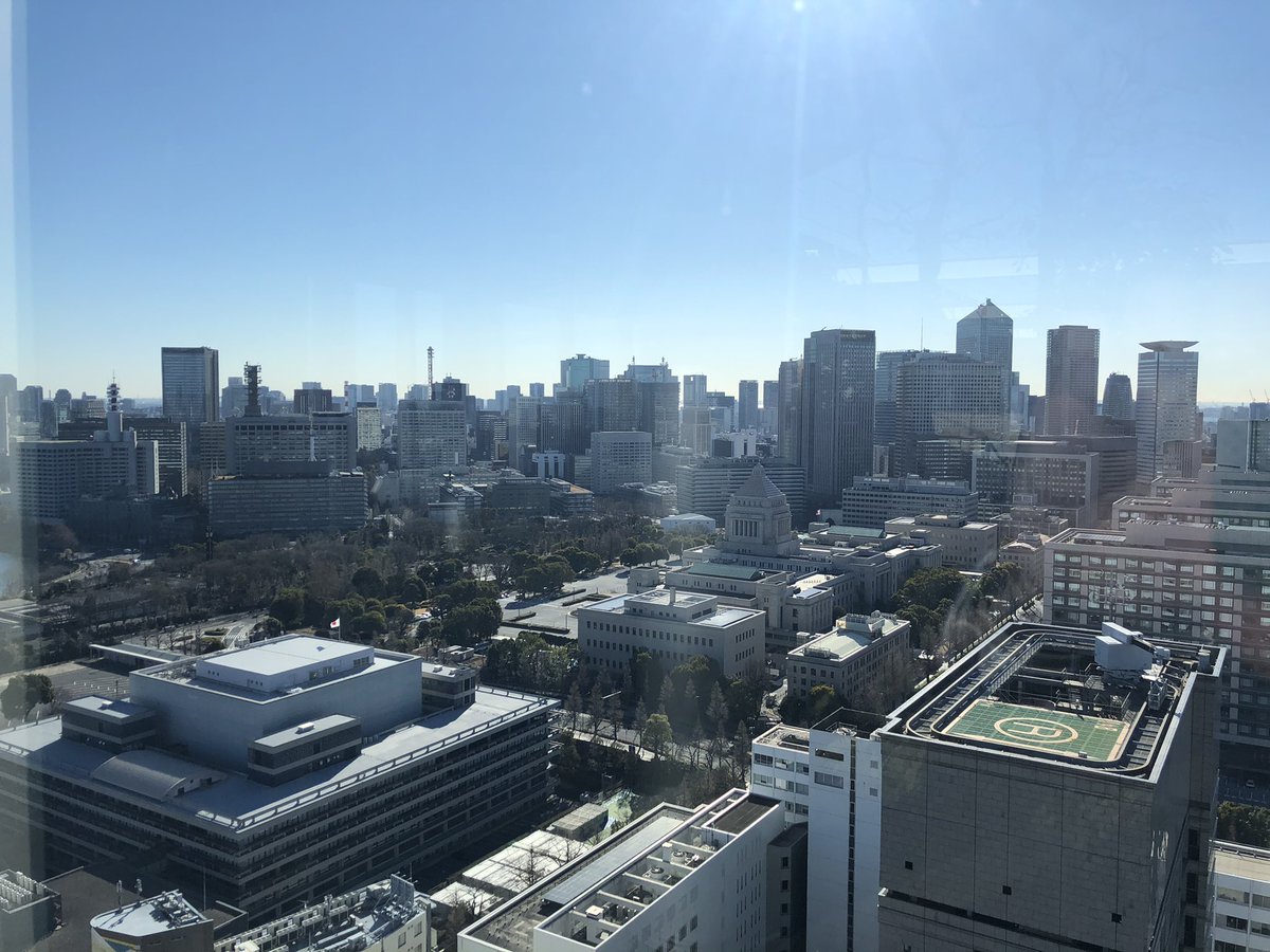 jsjt_jp's tweet photo. 第29回学術大会、始まりました。本年はコロナ禍のなか、初のweb開催となっています。#帝京大学 霞ヶ関キャンパスから配信しています。
#学術大会 #JSJT #柔道整復師 https://t.co/bqV3jzDRpu