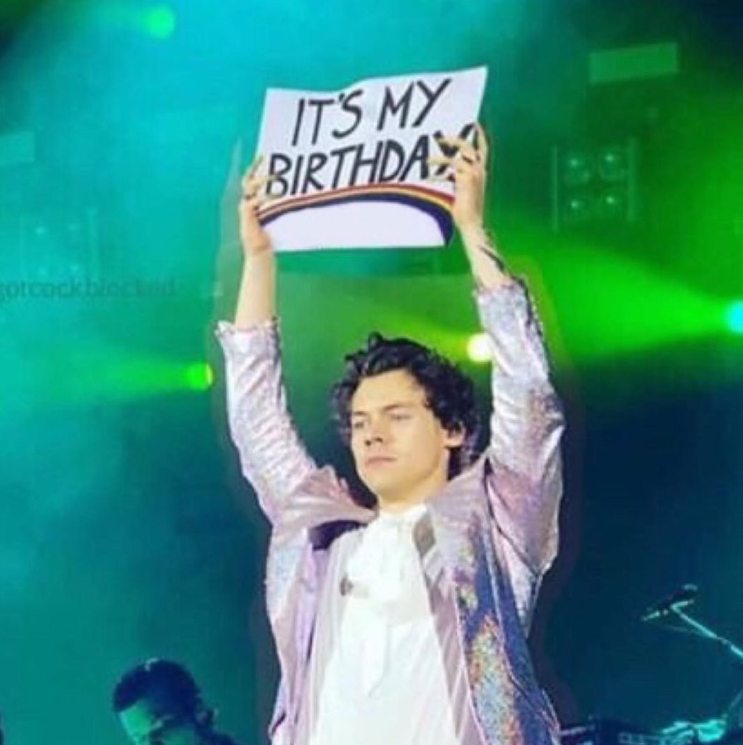 CardanStyles's tweet image. It's my  bdayyy :)