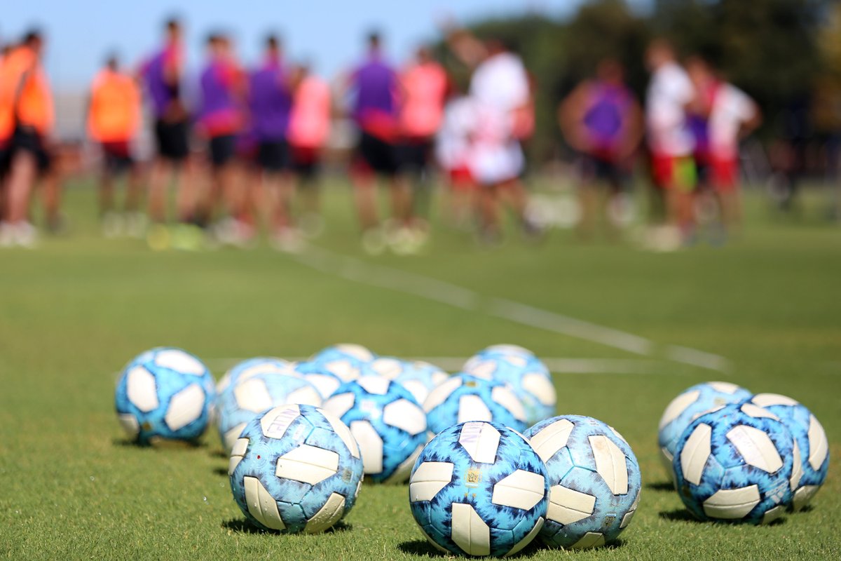 El amistoso que se iba a disputar este sábado frente a <a href="/clubaunion/">Club Atlético Unión</a> en el estadio Marcelo Bielsa fue postergado.

📌 Los jugadores entrenarán por la mañana en el Centro Griffa.