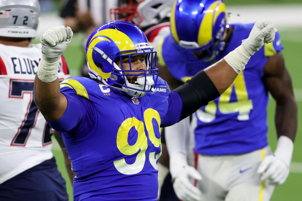 PFF's tweet photo. Highest-graded seasons by a defender since 2006:
1. Aaron Donald 2018 - 94.8
2. Aaron Donald 2017 - 94.4
3. Aaron Donald 2020 - 94.2
4. Aaron Donald 2019 - 93.6 https://t.co/RhKpT6ASWu