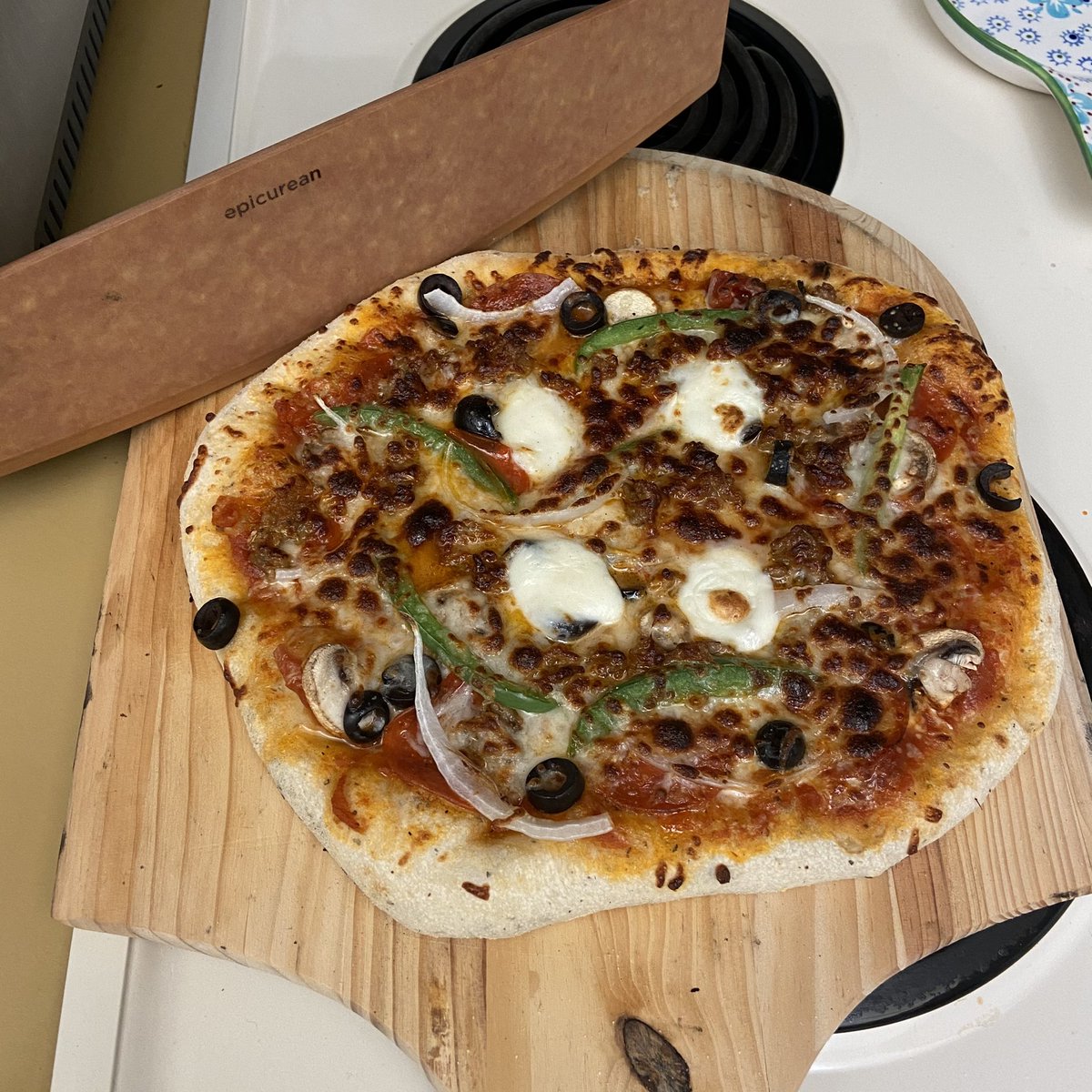 Johnny___Wadd's tweet photo. #OONIFYRA #OONI #SupremePizza #Pizza #CabernetSauvignon #Precision #PrecisionWineCo https://t.co/9V5xOlmMQI