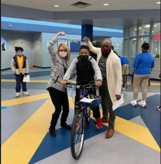 SGTheBestNest's tweet photo. Prizes: BEATS, Gift Cards, Bicycle...
There are big "Eagle" smiles behind these masks. (SGMS) students are encouraged to read 20 minutes each evening to increase their Lexile levels. SGMS has attempted to make reading enjoyable through the monthly MyOn “Let’s Get Lit” challenge. https://t.co/RAusRmjk3F
