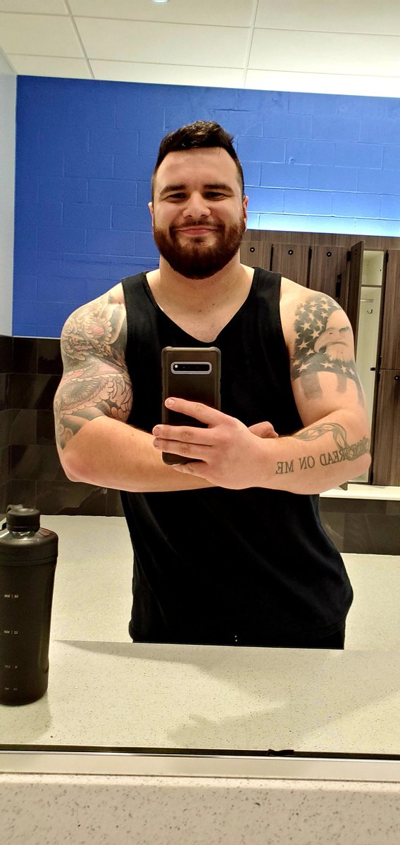 N7PraceMaker's tweet photo. Flexin Friday, Back and Biceps ✅ #steelsupplements #adabolic #pumpedaf #no7 https://t.co/M748UCOw03