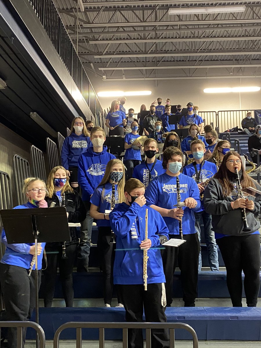 MissLundMusic's tweet photo. Concert Monday and Pepband Friday to round out our week. So glad we are able to safely share our music with the community https://t.co/dsrFlkI70j