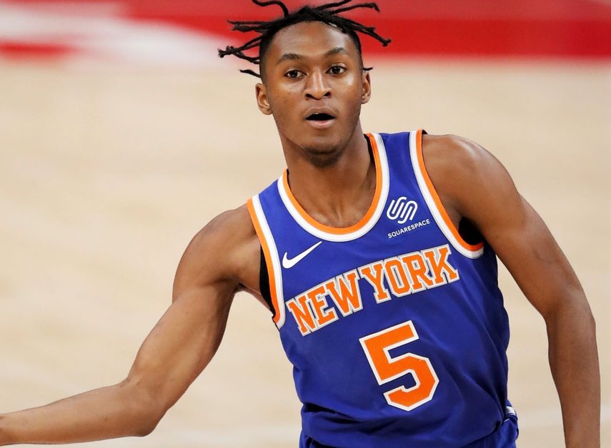 TheHoopCentral's tweet photo. Immanuel Quickley tonight:

25 PTS
5 REB
3 AST
52 FG%
62 3P%

The rookie is balling. 🔥🔥 https://t.co/HkXNw2zqjB