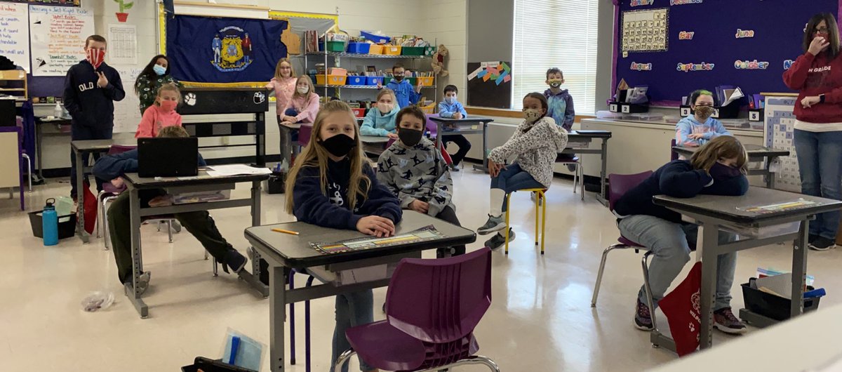 Mrs. Sproul's Class tweet media