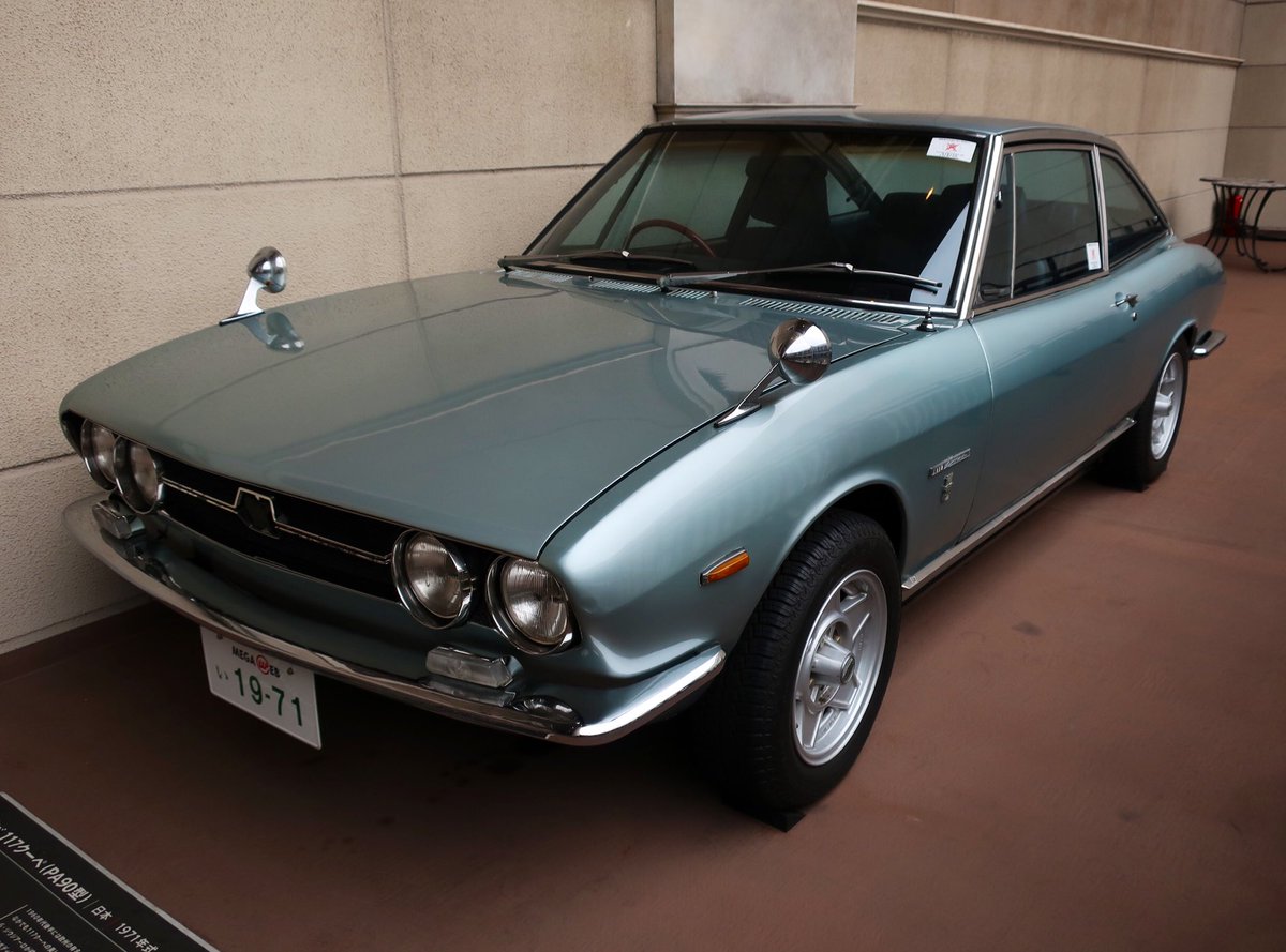 clarez_ch's tweet photo. 続いて、
「いすゞ117クーペ」
の別カット！
#いすゞ #117クーペ #117coupe #PA90 #おはようVtuber #Vtuber #クラリゼ #車好き #バーチャルYouTuber #YouTuber #VirtualYouTuber https://t.co/PYc4dgXUlP