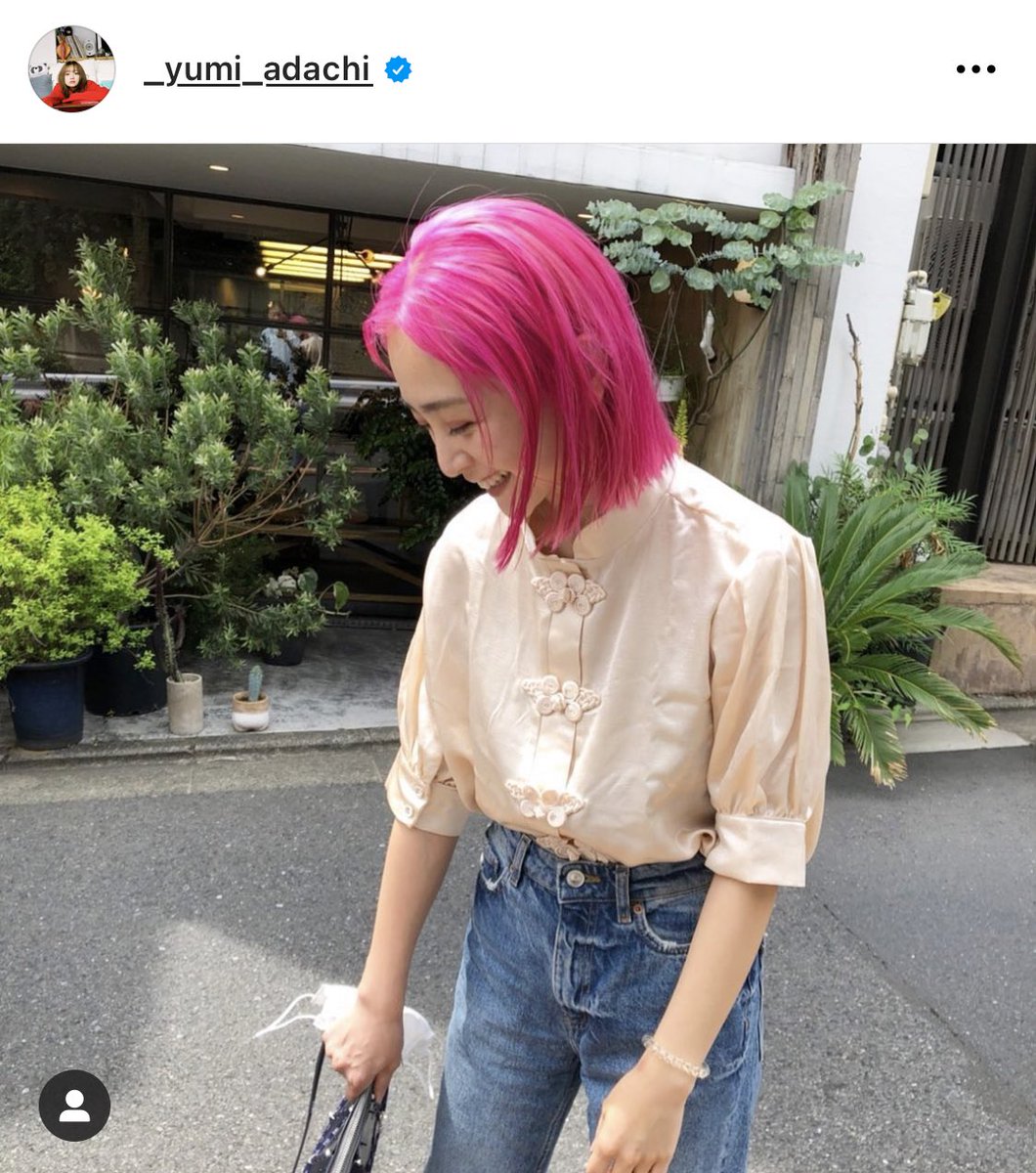 越田餡子 בטוויטר ピンク髪やっぱり可愛いな 少し前から有名人が派手髪にしつつあるよね でも最近は山田優さんもshellyさんも安達祐実さんもブルー系になってるんだよな ブルーは流石にハードル高いな