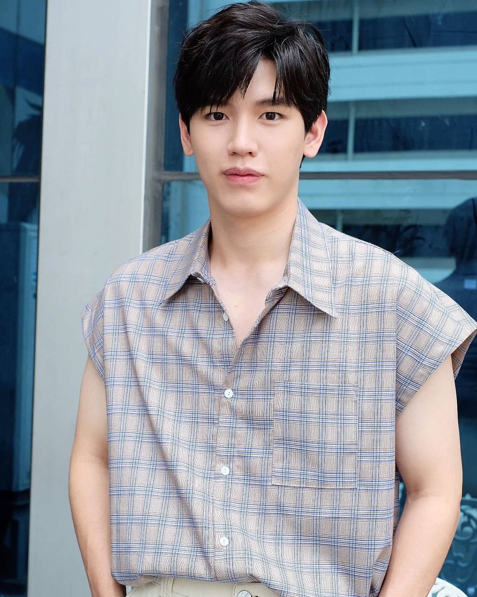  #Happy28thNewwieeDay  #Newwiee