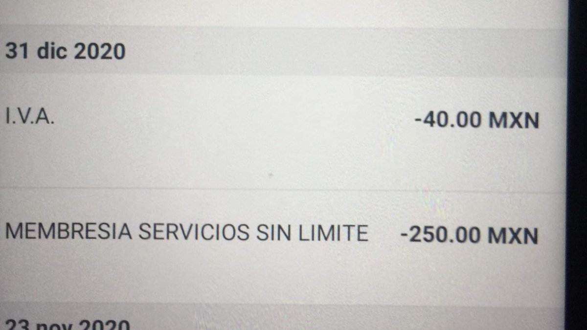PanteraRay's tweet photo. @HSBC_MX me podrían explicar porque me están haciendo este tipo de cargos, si se supone que tengo el saldo mínimo en la tarjeta quiero un rembolso lo antes posible 😠😠😠😠😠😠 rateros! https://t.co/sARsVpBMA7