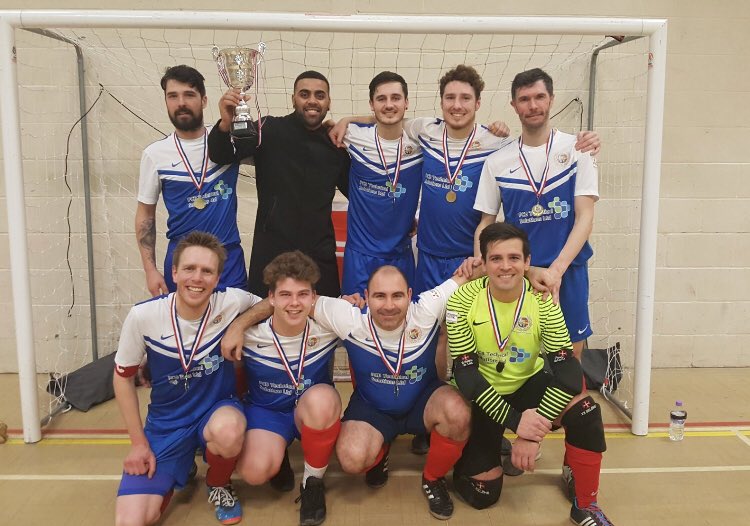 So it turns out yesterday was exactly four years on from the day my team Real Naciones beat @BstokeFutsal to clinch the fiercely contested <a href="/TVFutsalConf/">Thames Valley Futsal</a> futsal title 😎⚽️🏆

All without the main man Carlos🇵🇹(holding the trophy)