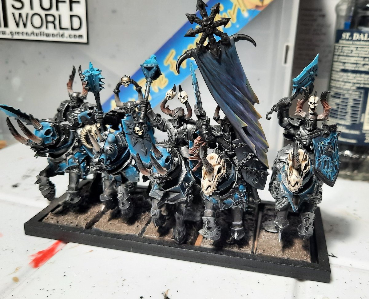 pan_hammer's tweet photo. (Re)Building a Hordes of Chaos army for 6th edition WFB... for reasons. #wfb6e #paintingwarhammer #hordesofchaos #warhammer https://t.co/7juAqkNmKV