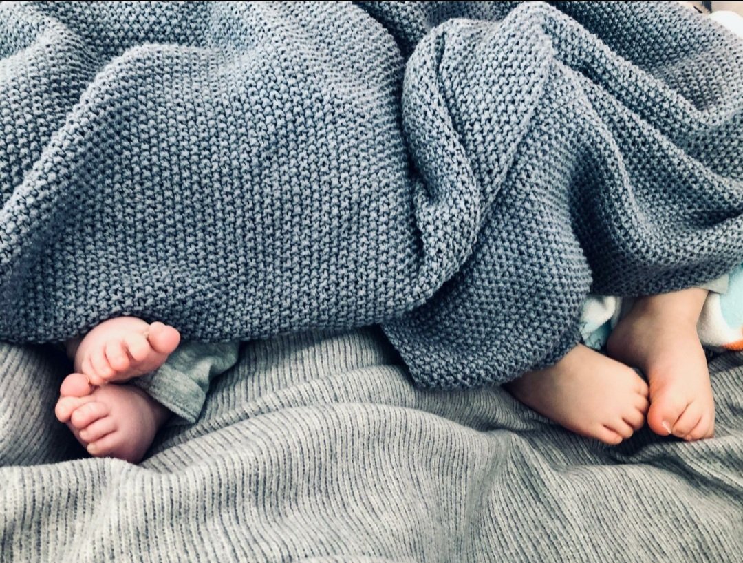 Wir grüßen in den Morgen und wünschen Euch ein tolles Wochenende !