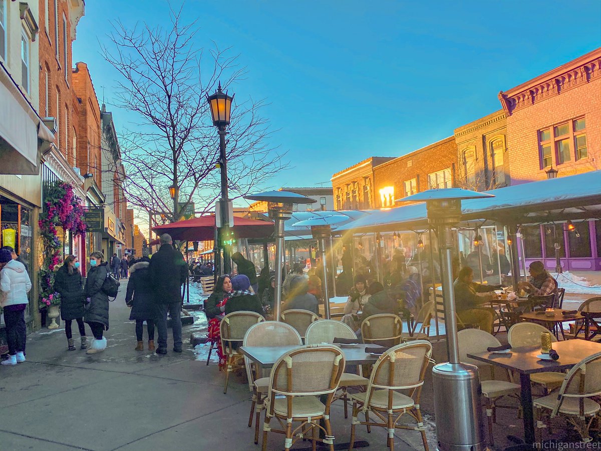 glennrstevens's tweet photo. A walkable street with cafes &amp; shops in a quaint European town?
Nope. Downtown Northville “Heat in the Streets.” #Michigan #cities https://t.co/mhpRoWuxXN