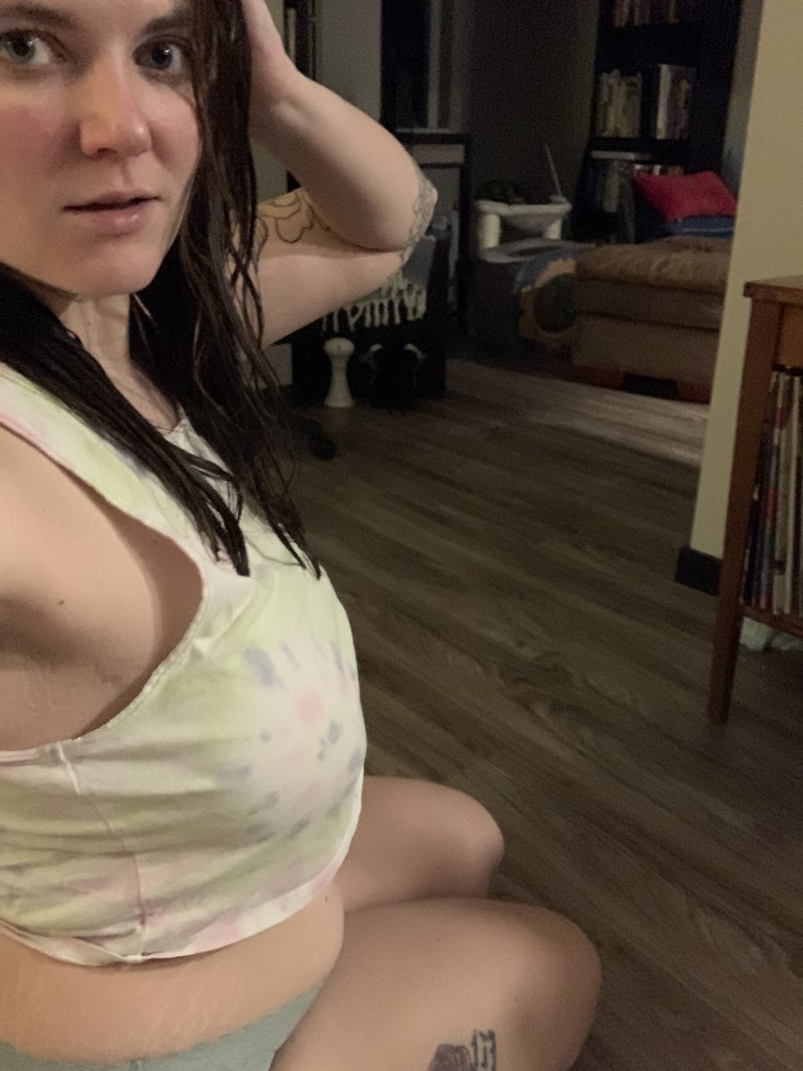 ShamelessSybil's tweet photo. All natural and ready to play: https://t.co/4jUR9HLQI4
#sansmakeup #nomakeup #freshouttheshower #allnatural #allnaturalwoman #allnaturalcurves #allnaturalgirl #allnaturalbeauty #tattoos #tatted #tattedbabe #wethair #belly #panties #elbowtattoo #sleeveinprogress https://t.co/58hPtf2rqV