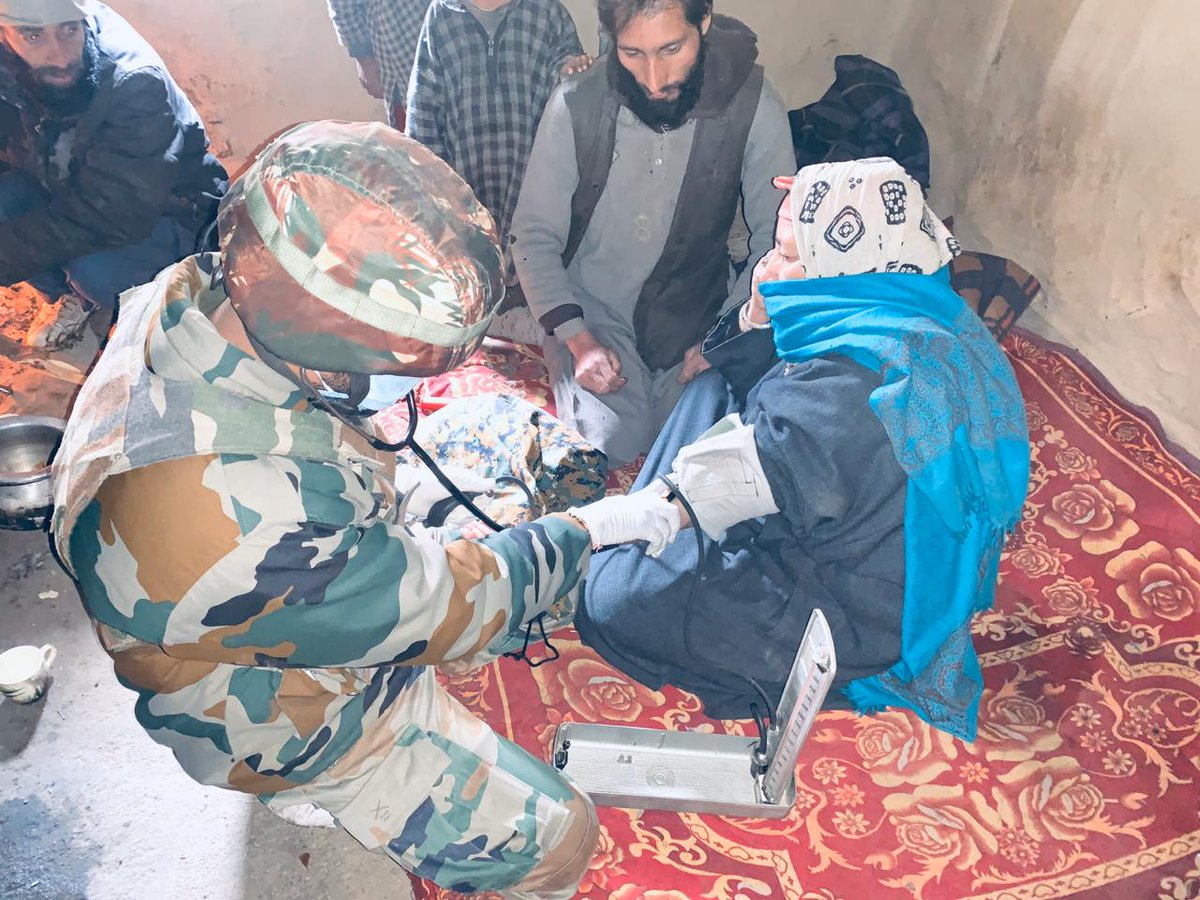 AlzebInd786's tweet photo. #KhairiyatPatrol in bandipora, #Kashmir.
#NayaKashmir
#peaceinvalley
#humsayahaihum
#awamaurjawan
#IndianArmy https://t.co/ruF3ConAGA