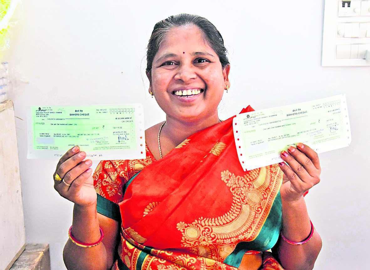  #KalyanaLakshmi #ShaadiMubarakThis Novel welfare scheme is aimed for providing financial assistance for marriages by  #TSGovt & mainly to prevent the child marriages which is strategically now achieved • In last 6 yrs more than 8L families got benefitted with ₹6500Cr. (8/n)