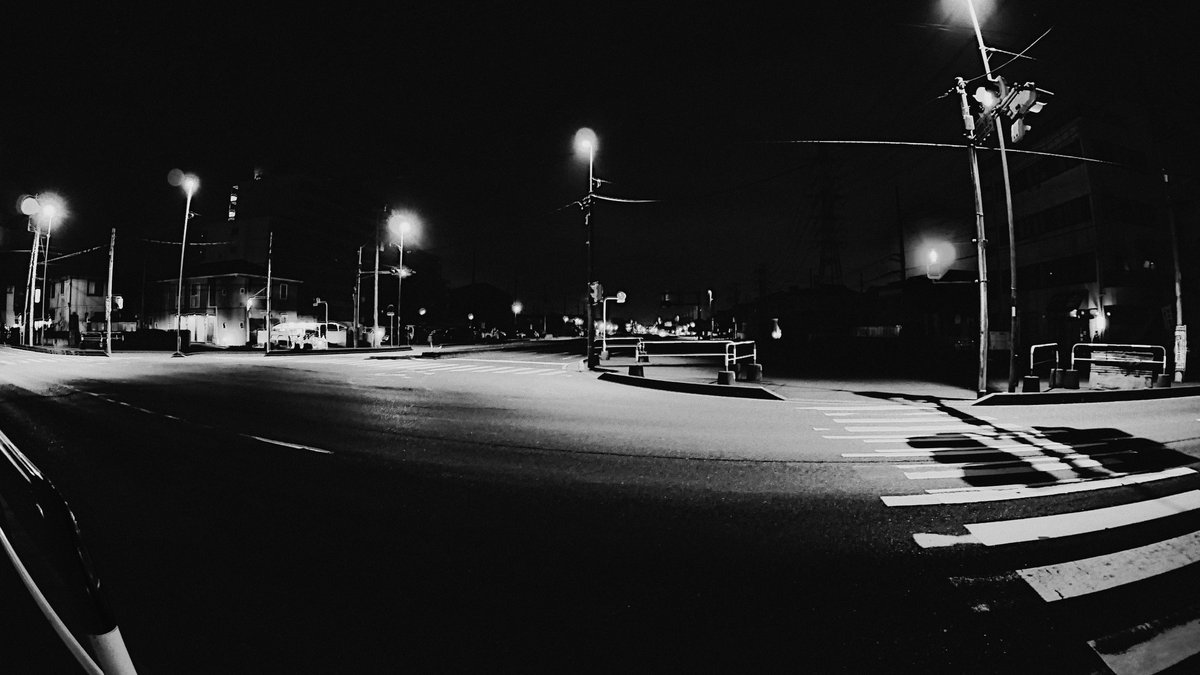 senninkame2's tweet image. 📷in the middle of the night.
#photography #streetphotography #blackandwhitephotography
#monochrome