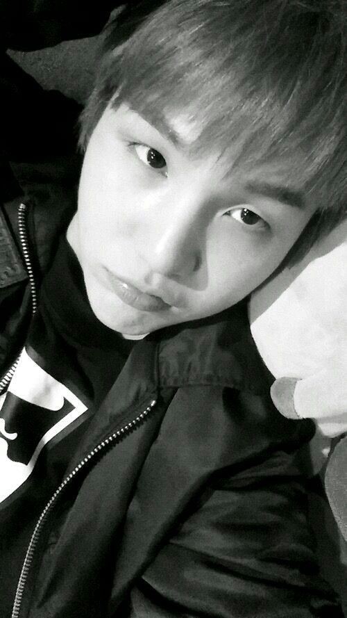 Suga's pre debut pictures; A cute thread: