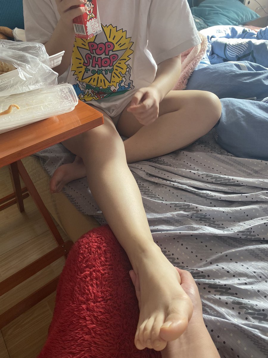 ljxwan's tweet photo. #绿帽 #绿奴 #母狗 #淫妻 #分享女友 #足控 日常分享一波，期待老婆被大家操 https://t.co/FU3YrcOlrm