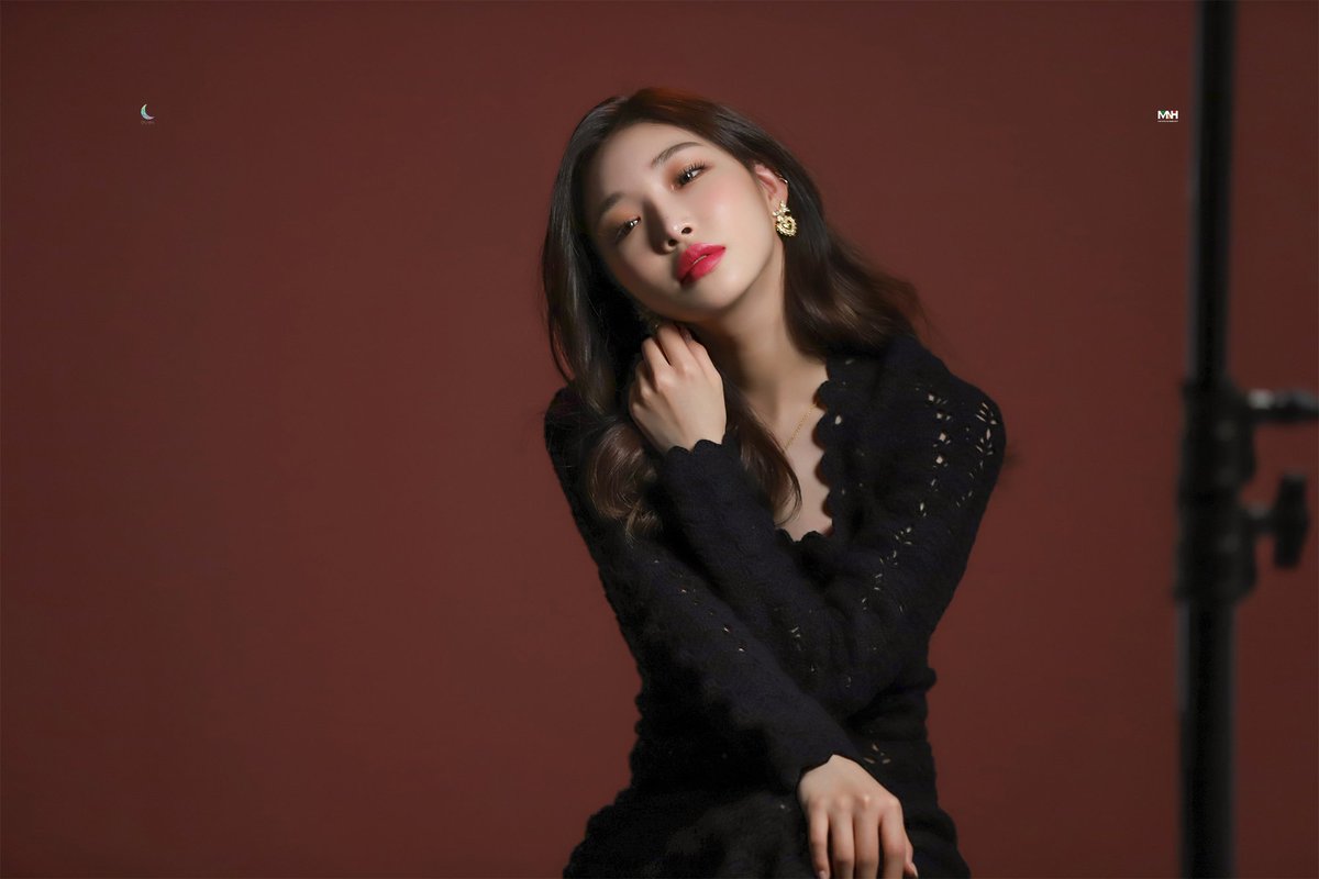 gpfladl2's tweet photo. 우리애... 여왕 제지ㅣㄹ https://t.co/RydwFcBYxo
