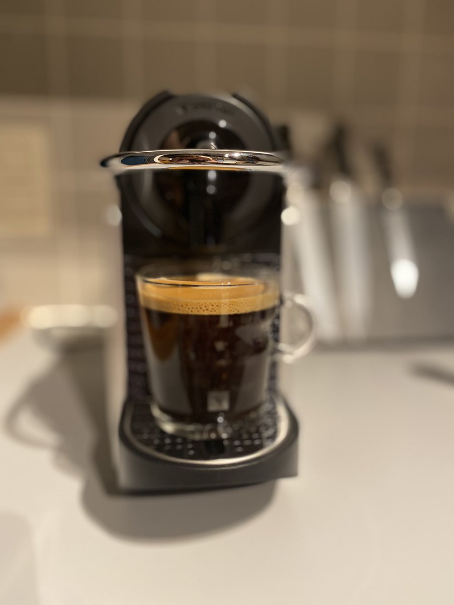 And so it begins.. #BESEDIM21 Early bird for the first abstract session <a href="/officialBESEDIM/">BeSEDiM</a>