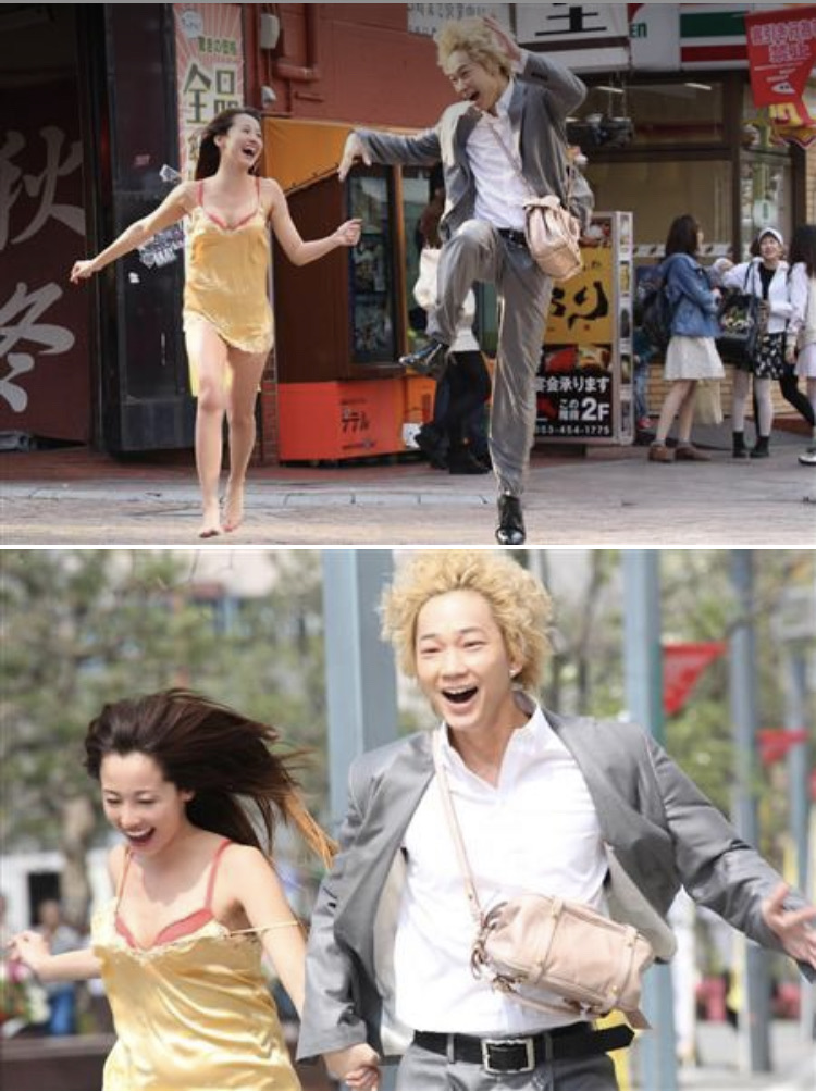 Applynx 新宿スワンで風俗に沈んだアゲハに 一緒に逃げよう と言われた綾野剛が沢尻エリカを連れ出して 手を繋いで歌舞伎町の街を踊るように走り抜けるシーンが大好きなんだけど 晩年ボケてた母方の祖母が私の父の手を握って 逃げよう 言ってき