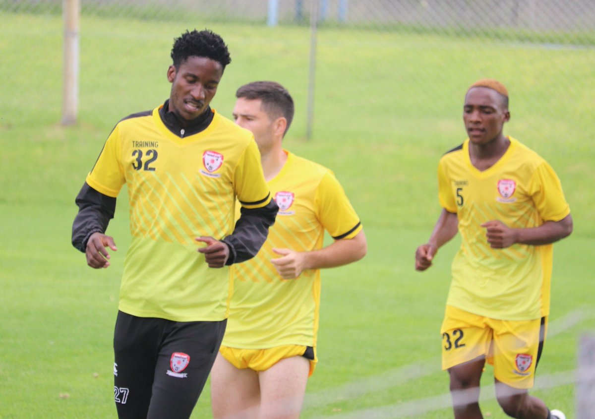 🏋🏾‍♂️⚽