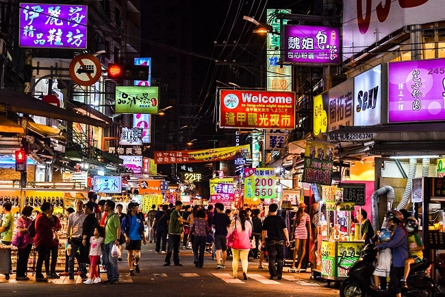 49/ The night markets are awesome in Taiwan and you will find them big or small almost anywhere you are in the country. Here are some of my favorite from Keelung, Taipei and Taichung