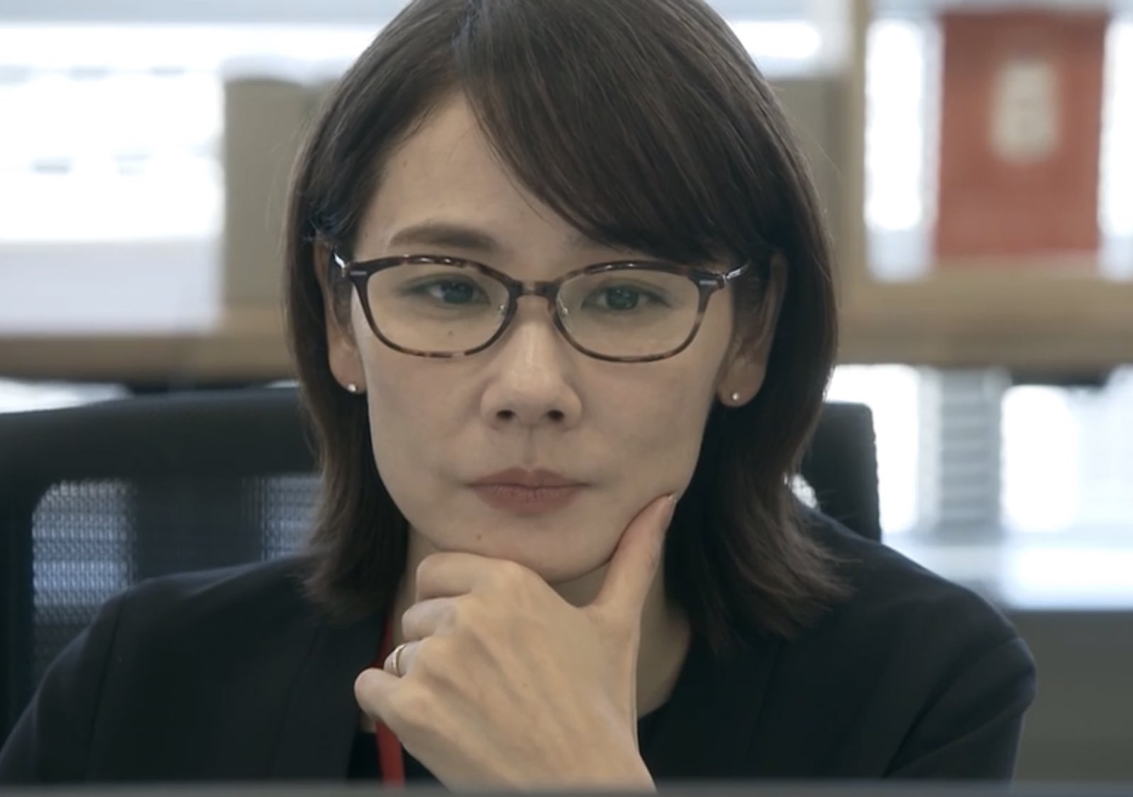こゆき𓂃 على تويتر 後ろ髪はこんな感じで 前髪はこの吉田羊さんみたいにお願いします と 今日の髪切るときは言います 絶対困惑しますよねすみません こゆき𓂃 على تويتر 後ろ髪はこんな感じで 前髪はこの吉田羊さんみたいにお願いします と 今日の髪切るときは言います 絶対困惑しますよねすみません