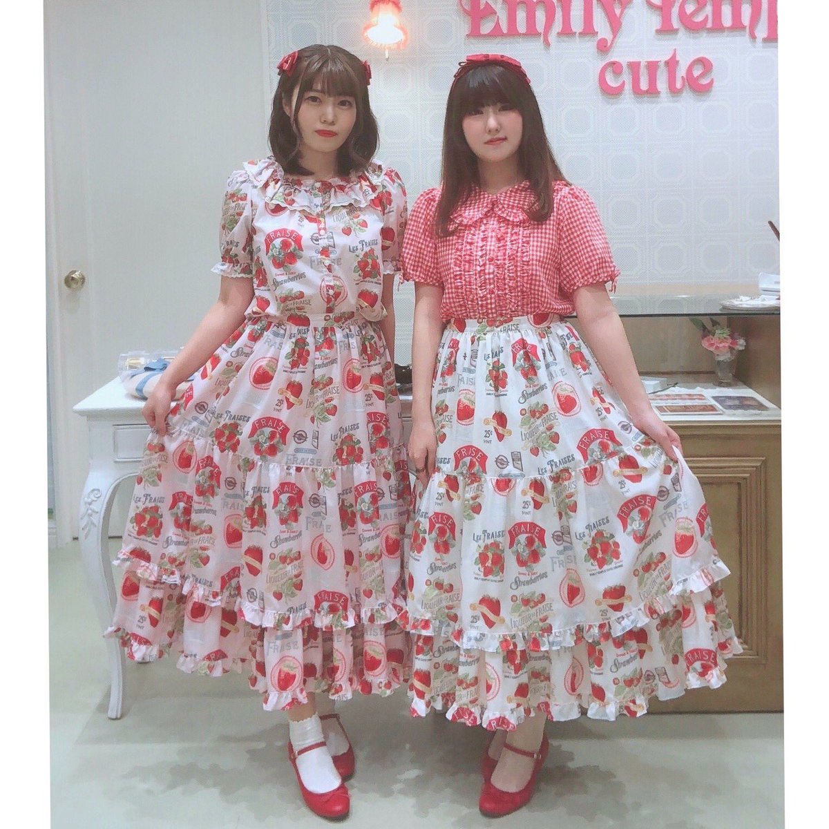 Vintage Strawberryロングスカート-