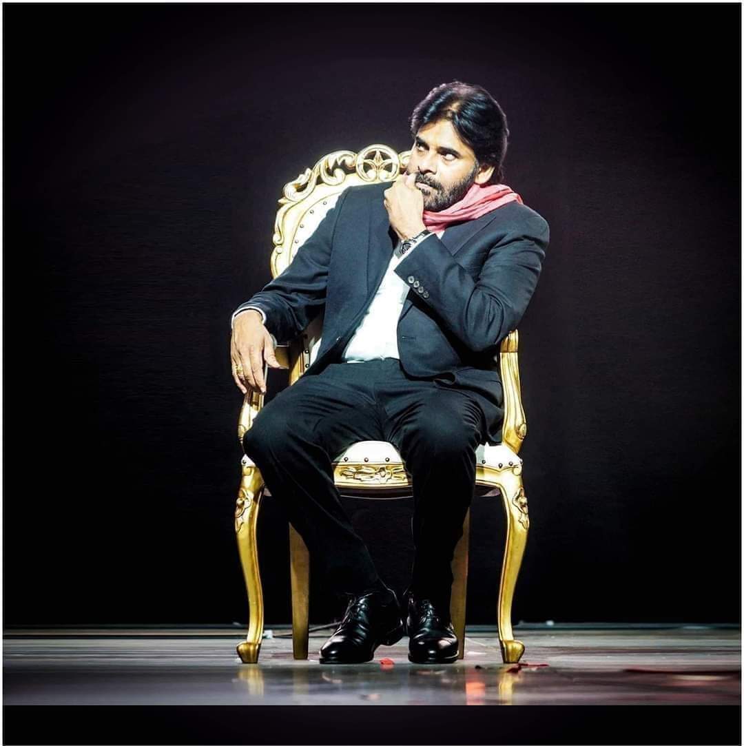 Compilation of janasenani pics **Thread** ------>>>>> (Offline pics) @PawanKalyan 