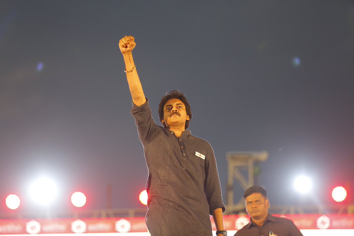 Compilation of janasenani pics **Thread** ------>>>>> (Offline pics) @PawanKalyan 