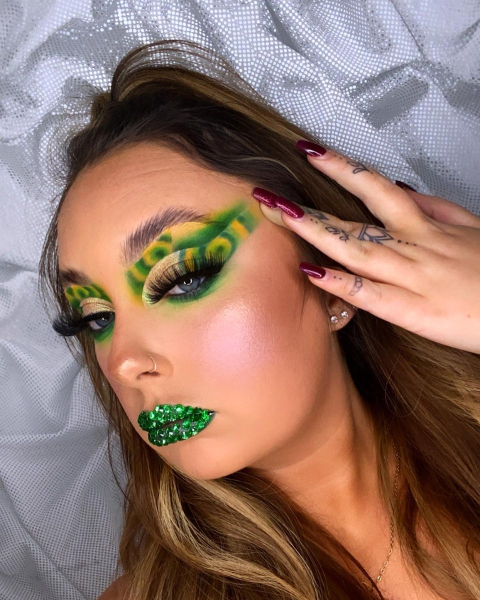 Crownbrush UK tweet media