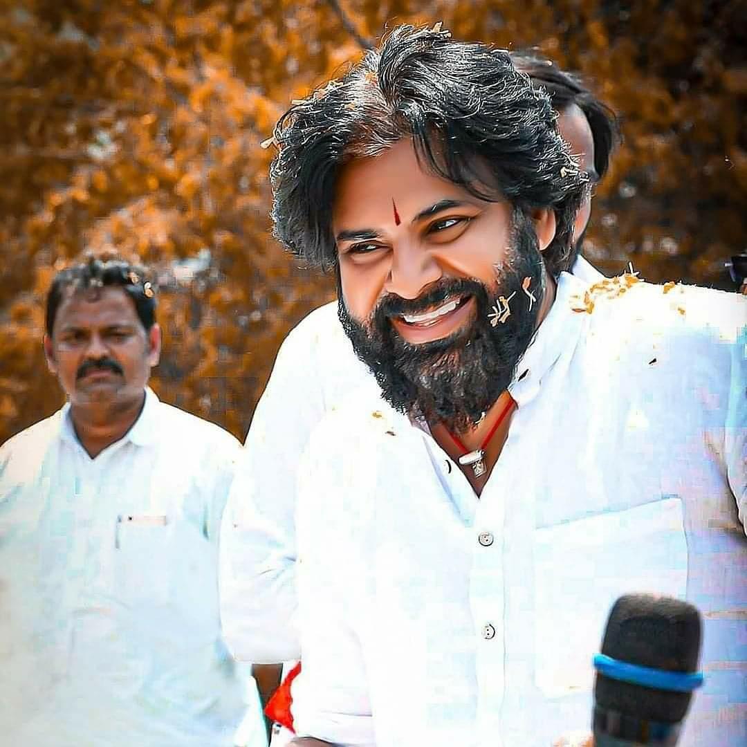 Compilation of janasenani pics **Thread** ------>>>>> (Offline pics) @PawanKalyan 