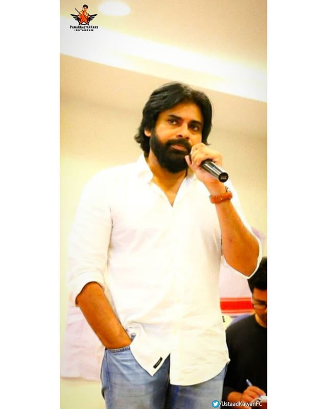 Compilation of janasenani pics **Thread** ------>>>>> (Offline pics) @PawanKalyan 