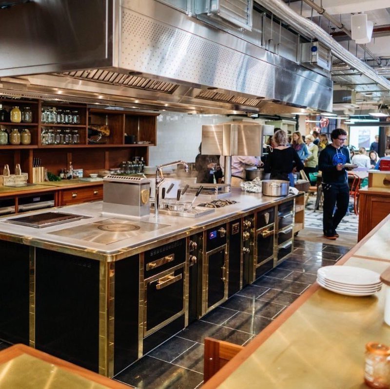 culinarysa's tweet image. Turnkey kitchen solutions 🔑

Culinary specializes in designing and installing bespoke kitchens for top-tier establishments!

Message us today to find out more!