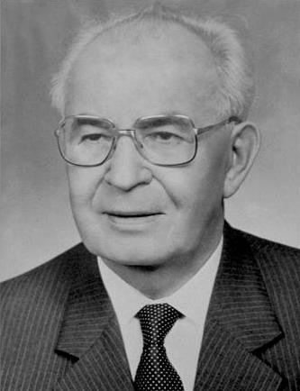 Na początku lat 70, w czasach postępującej normalizacji, czyli powrotu do stosunków społeczno-politycznych sprzed Praskiej Wiosny i faktycznej neostalinizacji kraju rządzonego przez Gustáva Husáka, w głowach dygnitarzy zrodził się pomysł stworzenia komunistycznej "kriminálki"...