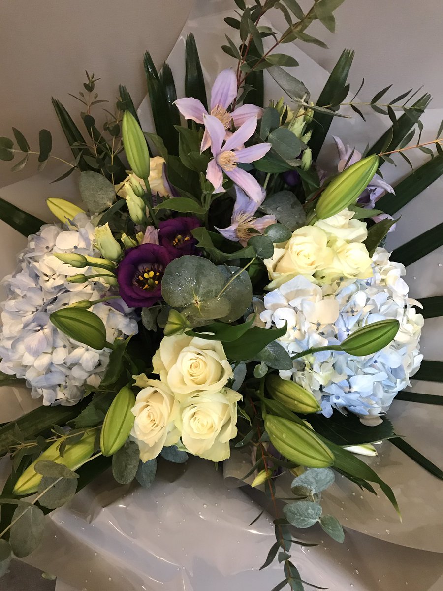 FlowerStyleMcr's tweet photo. Beautiful Baby Boy celebration with this gorgeous blue and white bouquet #flowerdelivery #babyboy #floristmanchester #floristofinstagram #florist #manchester #manchesterdelivery https://t.co/eQSGcIkdXD