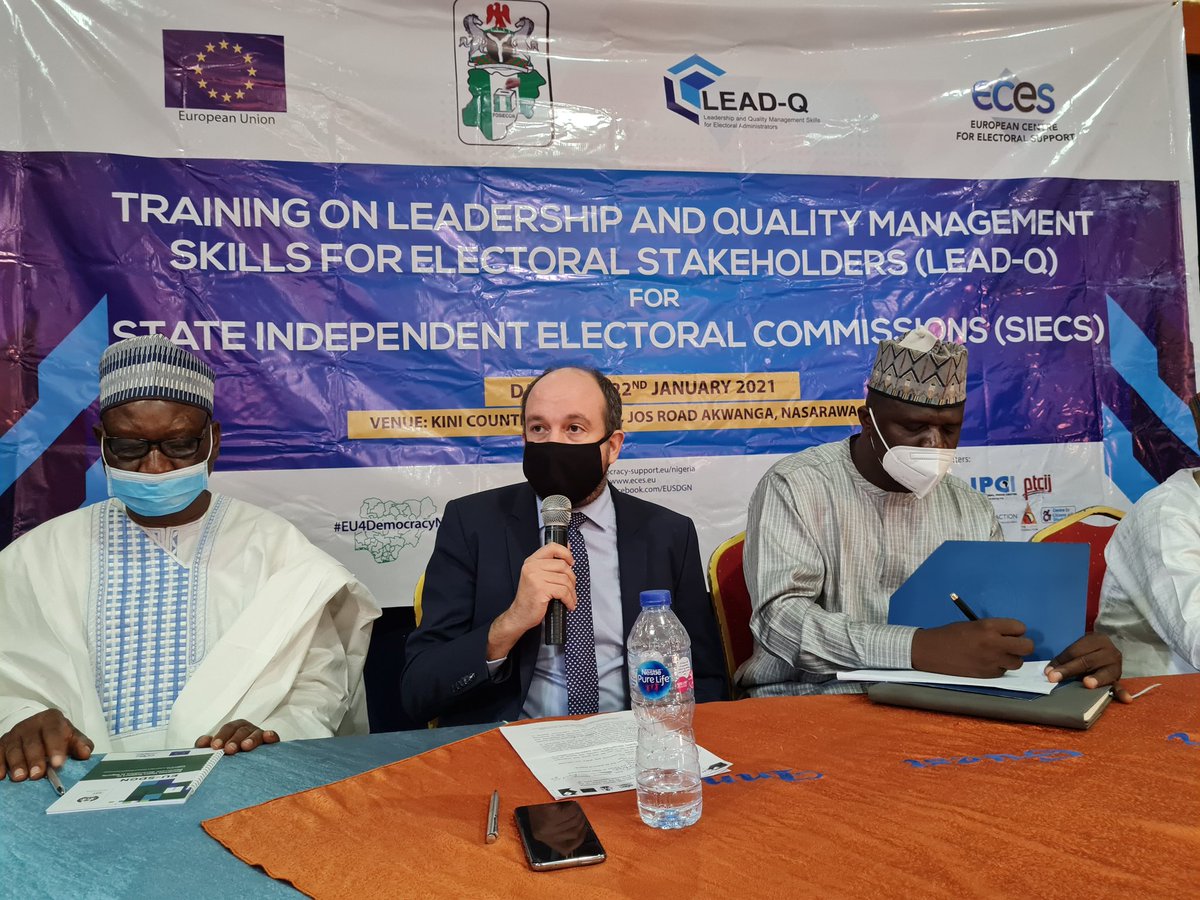 EU_SDGN's tweet photo. Hamza Fassi-Firhri, Project Coordinator @ECESeu delivering a goodwill message at the Leadership and Quality Management Skills #LEADQ for SIECs currently ongoing in Akwanga, Nassarawa State, Nigeria.
#EU4DemocracyNG @EUinNigeria @YIAGA @PLACNG @laolub @NIPSS3 @cleenfoundation https://t.co/pSaJvXWv1U