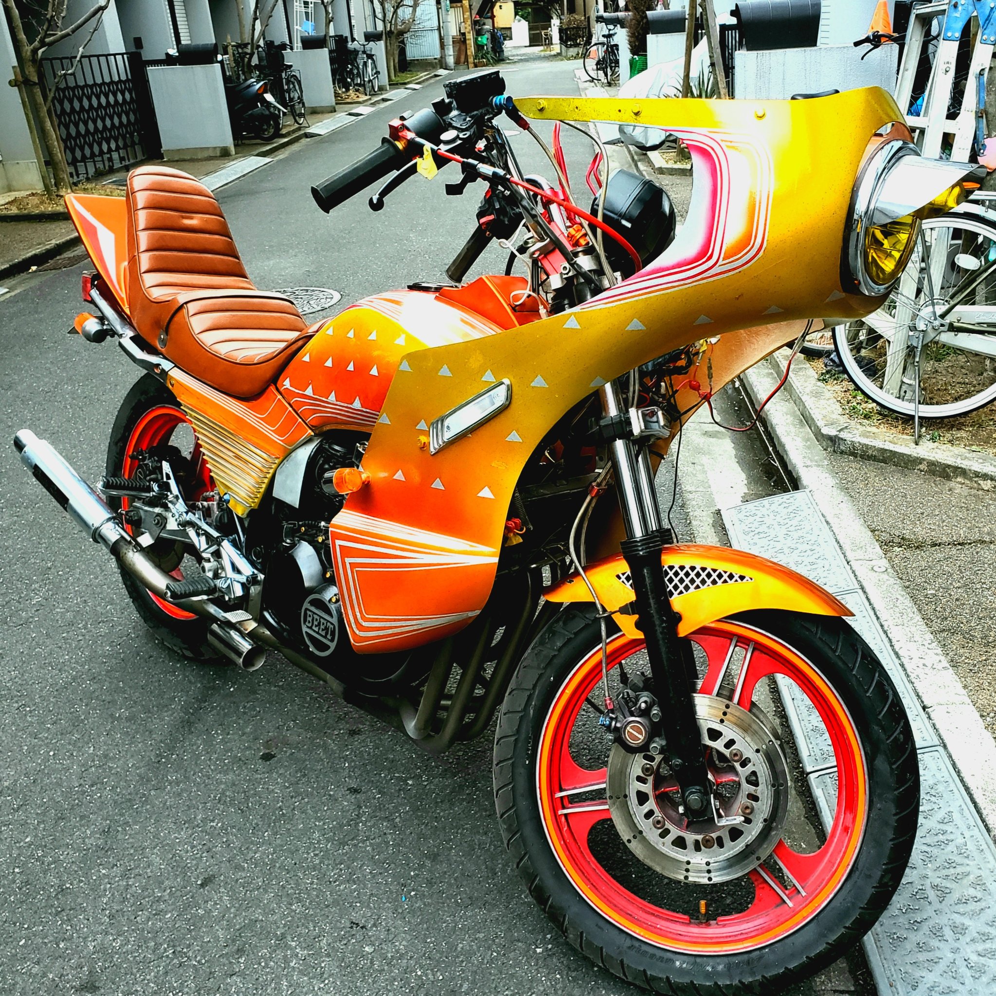 FX400R用　BEET 風　羽テール　FRP FX400R用 BEET 風 羽テール FRP（JOKER'Sストア）