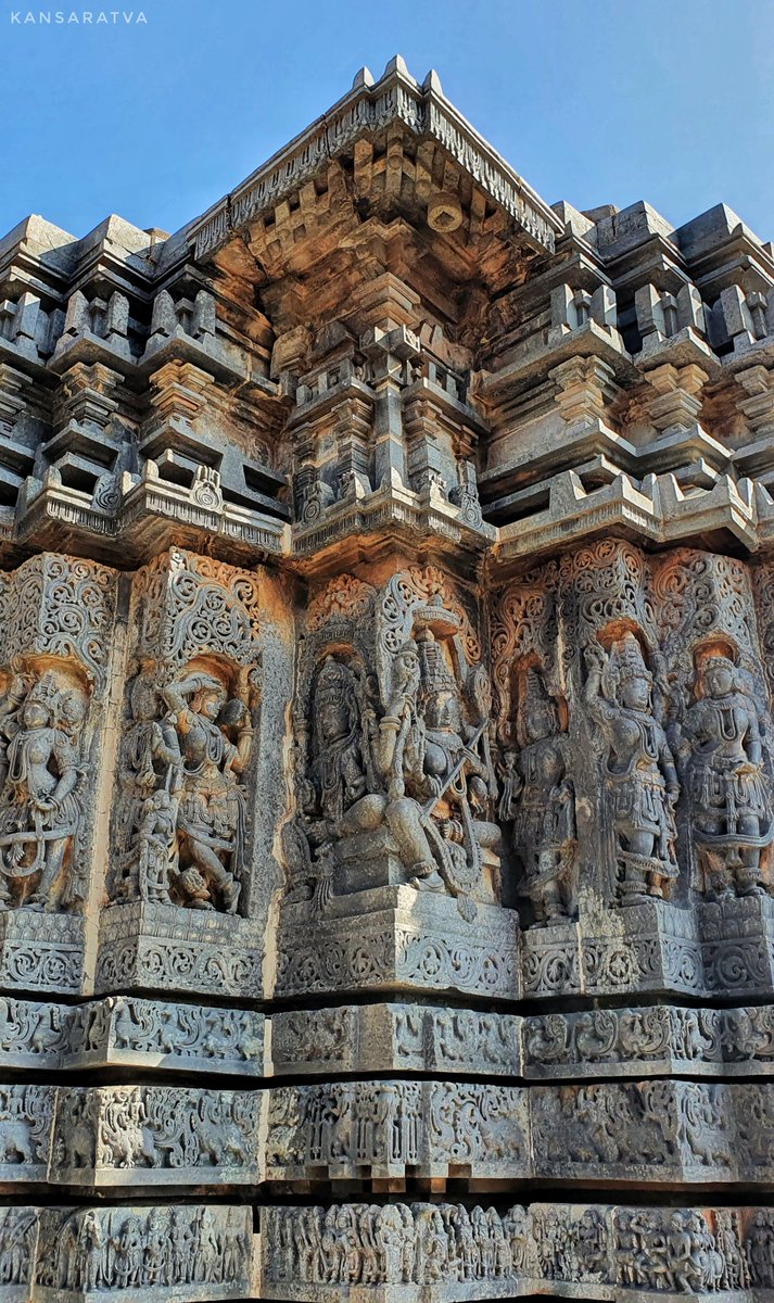 Hoysalēśvara temple.