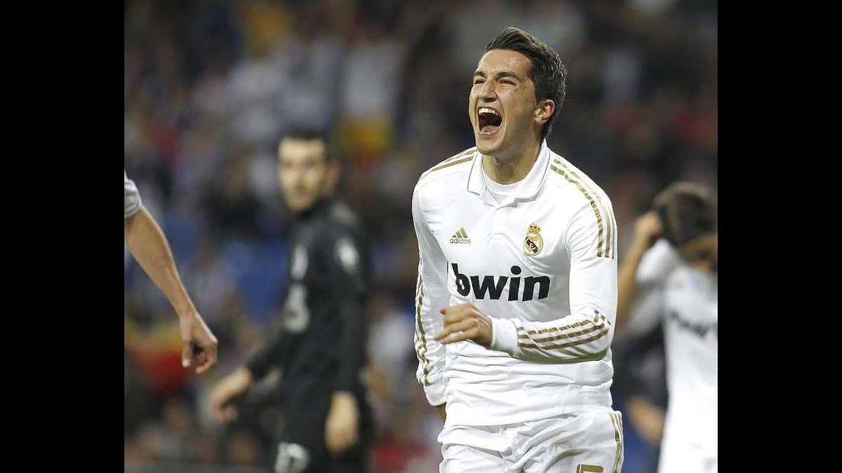 YUVANA HOŞ GELDİN NURİ🇹🇷
Nuri Şahin, 
Borussia Dortmund, 
Real Madrid, 
Liverpool gördü. 
TÜRK MİLLİ TAKIMINDA OYNADI..
Bu sene ise ülkemizde Antalyaspor'da forma giyiyor. 
Nuri kardeşim unuttuk seni!..
"Memleketine, yuvana hoş geldin" demediğimiz için 
özür dileriz..