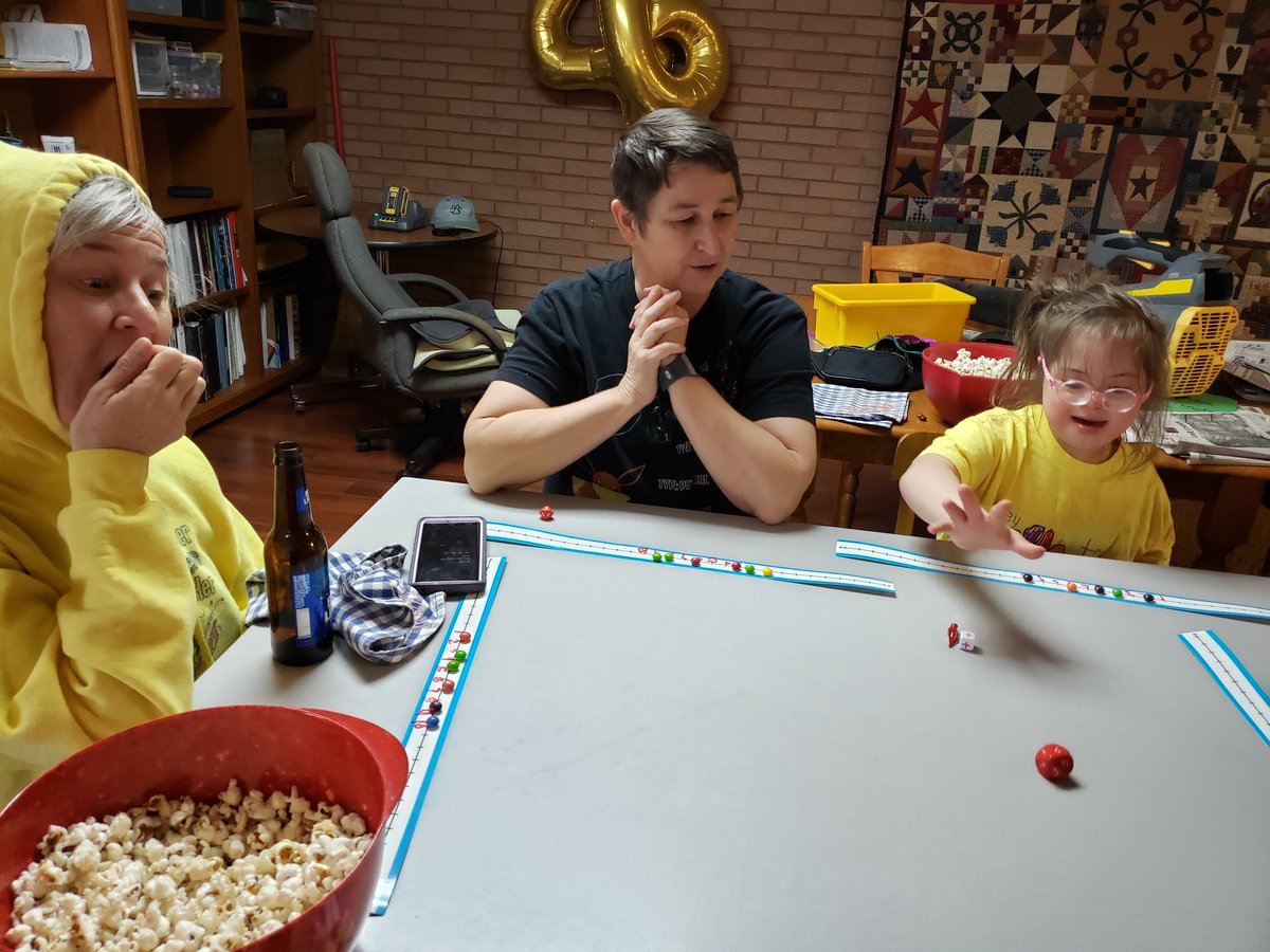 simpson_math's tweet photo. Play math games with your quarantine buddies! #simpson_math #simpsonsuperstar Here we roll the dice, add/subtract, and claim your reward from a number line! (Substitute popcorn in place of #skittles for your diabetic father!) https://t.co/DUOE8TNRhb