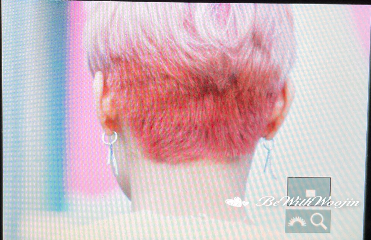 BeWoojin's tweet photo. #박우진 #parkwoojin #AB6IX  #SALUTE_ANEWHOPE

210118 6시5분전 출근 previews​ 🥰pink hair ~ cutie~ https://t.co/4pgNRCQVrr