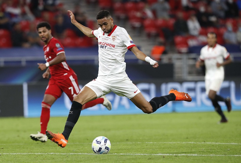 En Nesyri has good pace which he uses to run behind the defence either down the channels between FB & CB or tries to find space between the CBs for a through ballHis finishing is pretty clinical whether it's his left or right foot & effective in the air when attacking crosses