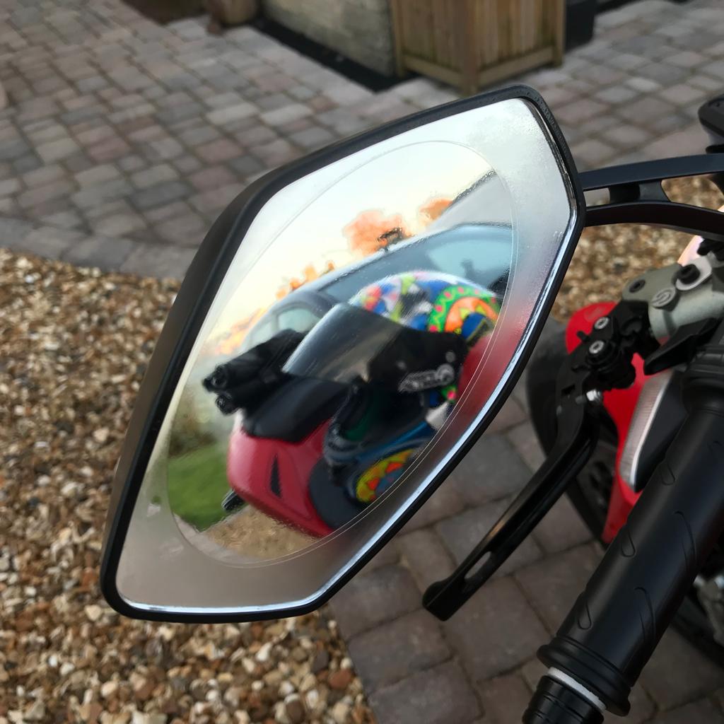 speedoangels's tweet photo. Fed up with fog misting up your wing mirrors? ๐ซ๏ธ
Look how effective our Universal Anti-Fog Wing Mirror Film kits are at keeping your view clear (and only ยฃ10.49 too!)
#MotorcycleEssentials #MondayMotivation
๐ https://t.co/Y597xOKIij https://t.co/Du1pPbyl8j